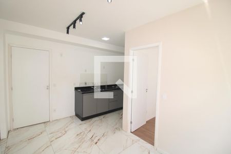 Sala / Cozinha de apartamento para alugar com 2 quartos, 45m² em Vila Diva, São Paulo