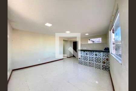 Sala de apartamento para alugar com 2 quartos, 68m² em Tororo, Salvador