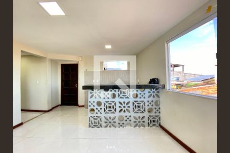 Sala de apartamento para alugar com 2 quartos, 68m² em Tororo, Salvador