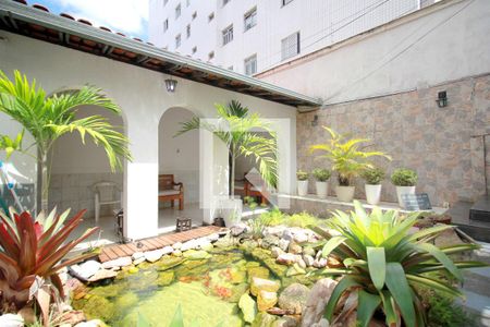 Varanda de casa para alugar com 8 quartos, 357m² em Nova Floresta, Belo Horizonte