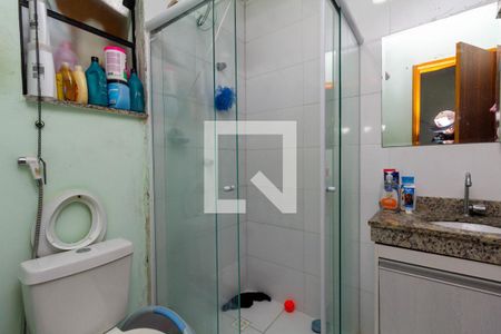 Banheiro de apartamento para alugar com 1 quarto, 38m² em Vila Antonina, São Paulo