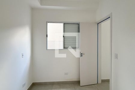 Quarto 1 de apartamento para alugar com 2 quartos, 39m² em Vila Mangalot, São Paulo