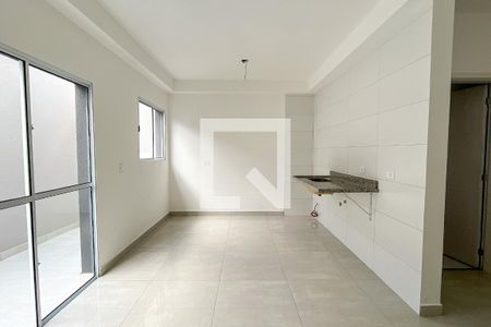 Sala/Cozinha de apartamento para alugar com 2 quartos, 39m² em Vila Mangalot, São Paulo