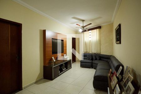 Sala de casa à venda com 5 quartos, 237m² em Boa Vista, Belo Horizonte