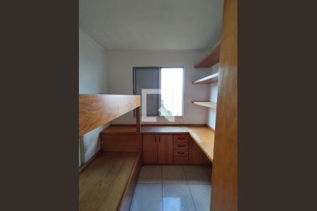 Quarto 1 de apartamento para alugar com 2 quartos, 55m² em Jardim Sao Saverio, São Paulo