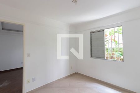 Quarto 2 de apartamento à venda com 2 quartos, 40m² em Itaquera, São Paulo