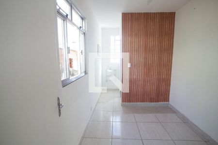 Quarto Suíte de casa para alugar com 2 quartos, 120m² em Curicica, Rio de Janeiro