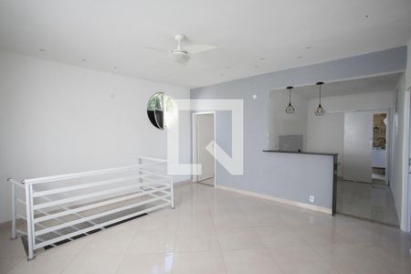 Sala de casa para alugar com 2 quartos, 120m² em Curicica, Rio de Janeiro