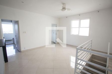 Sala de casa para alugar com 2 quartos, 120m² em Curicica, Rio de Janeiro