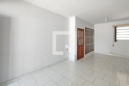 Sala de casa à venda com 4 quartos, 300m² em Cambuí, Campinas