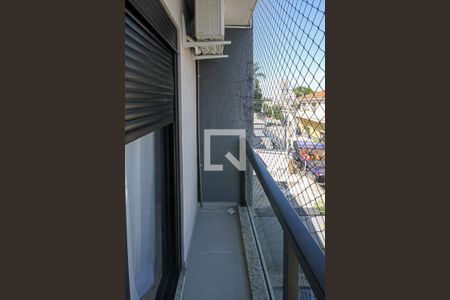 Varanda de casa à venda com 3 quartos, 140m² em Vila Charlote, São Paulo