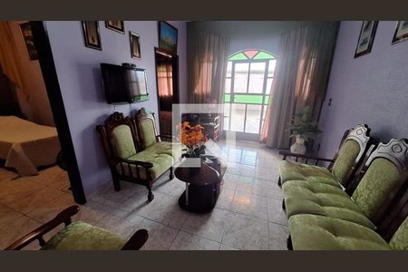 Foto 10 de casa para alugar com 5 quartos, 270m² em Regina, Belo Horizonte