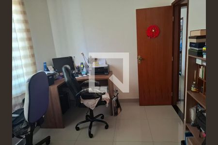 Quarto 3 de casa à venda com 3 quartos, 110m² em Betania, Contagem