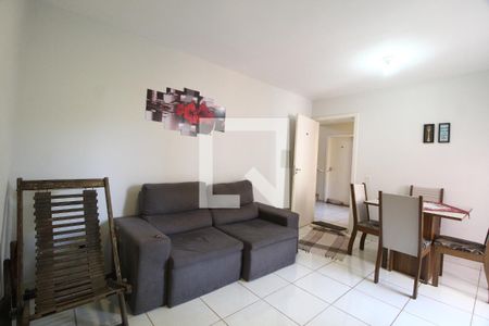 Sala de apartamento para alugar com 2 quartos, 52m² em Chácaras Tubalina E Quartel, Uberlândia