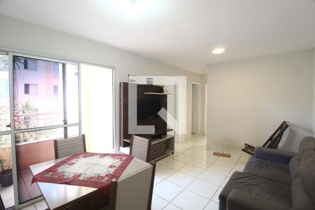 Sala de apartamento para alugar com 2 quartos, 52m² em Chácaras Tubalina E Quartel, Uberlândia