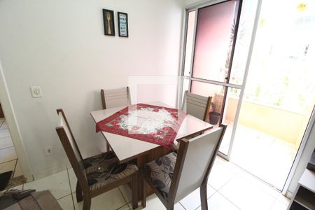 Sala de apartamento para alugar com 2 quartos, 52m² em Chácaras Tubalina E Quartel, Uberlândia