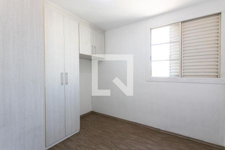 Quarto 2 de apartamento para alugar com 2 quartos, 54m² em Vila Carrão, São Paulo