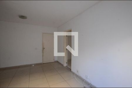 Sala de apartamento para alugar com 2 quartos, 50m² em Inhoaíba, Rio de Janeiro