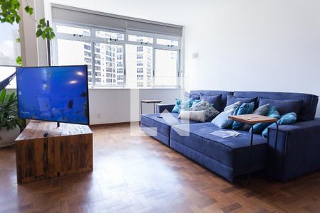 Sala de TV de apartamento para alugar com 4 quartos, 200m² em Funcionários, Belo Horizonte