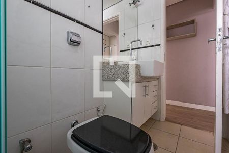 Banheiro de kitnet/studio para alugar com 1 quarto, 35m² em Cerqueira César, São Paulo