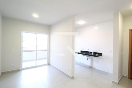 Sala de apartamento para alugar com 2 quartos, 60m² em Tibery, Uberlândia