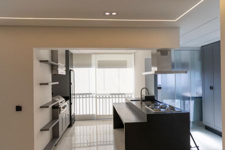 Sala/Cozinha - Conjugada de apartamento para alugar com 3 quartos, 120m² em Empresarial 18 do Forte, Barueri