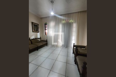 Sala de casa à venda com 5 quartos, 500m² em Colonial, Contagem
