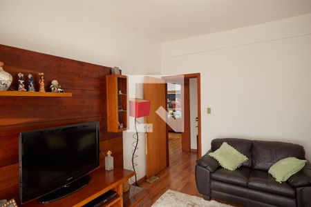 Sala de casa para alugar com 4 quartos, 253m² em Vera Cruz, Belo Horizonte