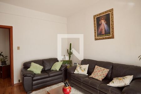 Sala de casa para alugar com 4 quartos, 253m² em Vera Cruz, Belo Horizonte