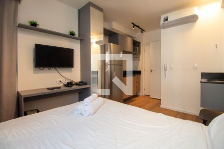 Sala/Quarto de apartamento à venda com 1 quarto, 19m² em Santo Amaro, São Paulo