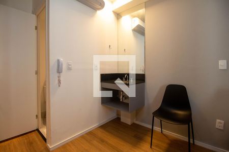 Sala/Quarto de apartamento à venda com 1 quarto, 19m² em Santo Amaro, São Paulo