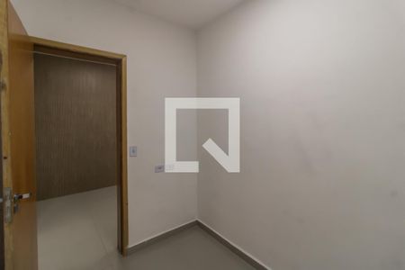 Quarto 1 de apartamento para alugar com 2 quartos, 38m² em Vila Guilhermina, São Paulo