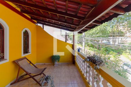 Sacada de casa à venda com 3 quartos, 184m² em Vila Sapopemba, São Paulo