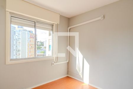 Quarto 1 de apartamento para alugar com 2 quartos, 72m² em Tristeza, Porto Alegre