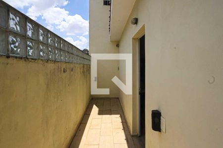 Varanda da sala de tv de casa à venda com 8 quartos, 400m² em Parque Tomas Saraiva, São Paulo