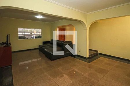 Sala de casa à venda com 8 quartos, 400m² em Parque Tomas Saraiva, São Paulo