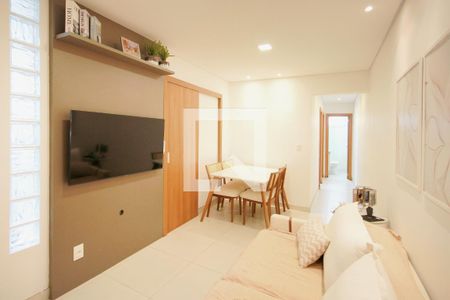 Sala de apartamento à venda com 2 quartos, 55m² em Palmeiras, Belo Horizonte