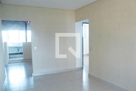 Sala de casa para alugar com 4 quartos, 102m² em Setor Aeroporto, Goiânia