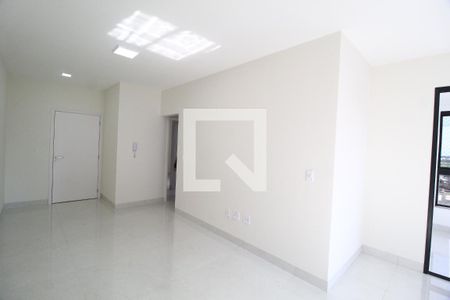 Sala de apartamento para alugar com 2 quartos, 72m² em Santa Mônica, Uberlândia