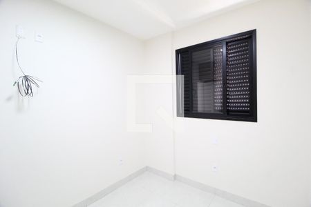 Quarto 1 de apartamento para alugar com 2 quartos, 72m² em Santa Mônica, Uberlândia