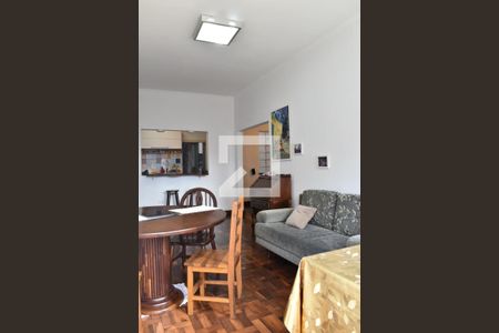 Sala de apartamento para alugar com 2 quartos, 96m² em Centro, Curitiba