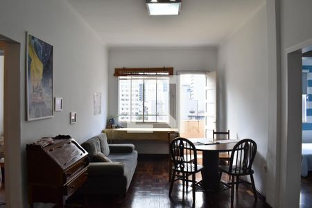 Sala de apartamento para alugar com 2 quartos, 96m² em Centro, Curitiba