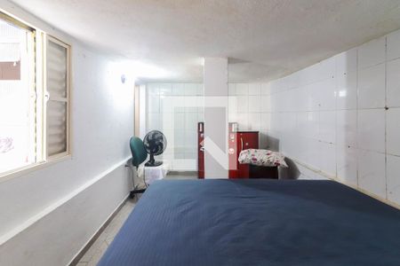 Sala/Quarto de casa para alugar com 1 quarto, 60m² em Vila Gomes, São Paulo