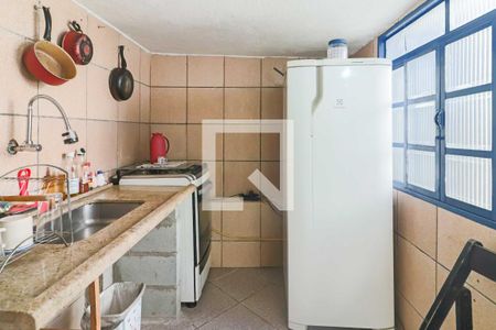 Cozinha de casa para alugar com 1 quarto, 60m² em Vila Gomes, São Paulo