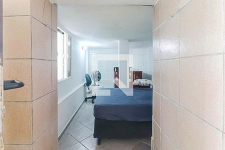 Sala/Quarto de casa para alugar com 1 quarto, 60m² em Vila Gomes, São Paulo