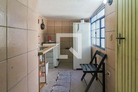 Cozinha de casa para alugar com 1 quarto, 60m² em Vila Gomes, São Paulo