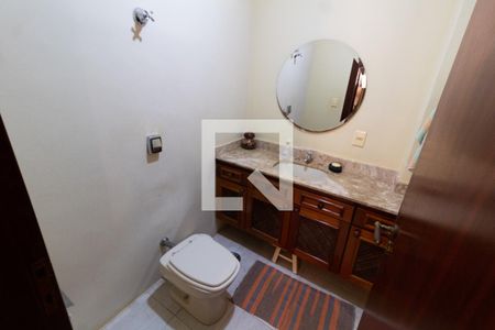 LAVABO da SALA de casa de condomínio à venda com 3 quartos, 350m² em Sítios de Recreio Gramado, Campinas