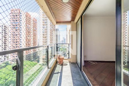 Sacada da Sala de apartamento à venda com 3 quartos, 164m² em Alphaville, Barueri