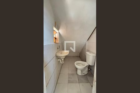 Banheiro de casa para alugar com 1 quarto, 50m² em Vila Palmares, Santo André