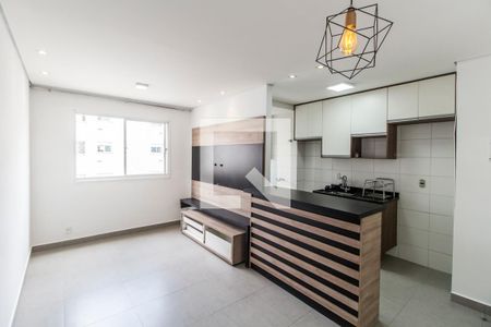 Sala de TV de apartamento à venda com 2 quartos, 51m² em Centro, Barueri